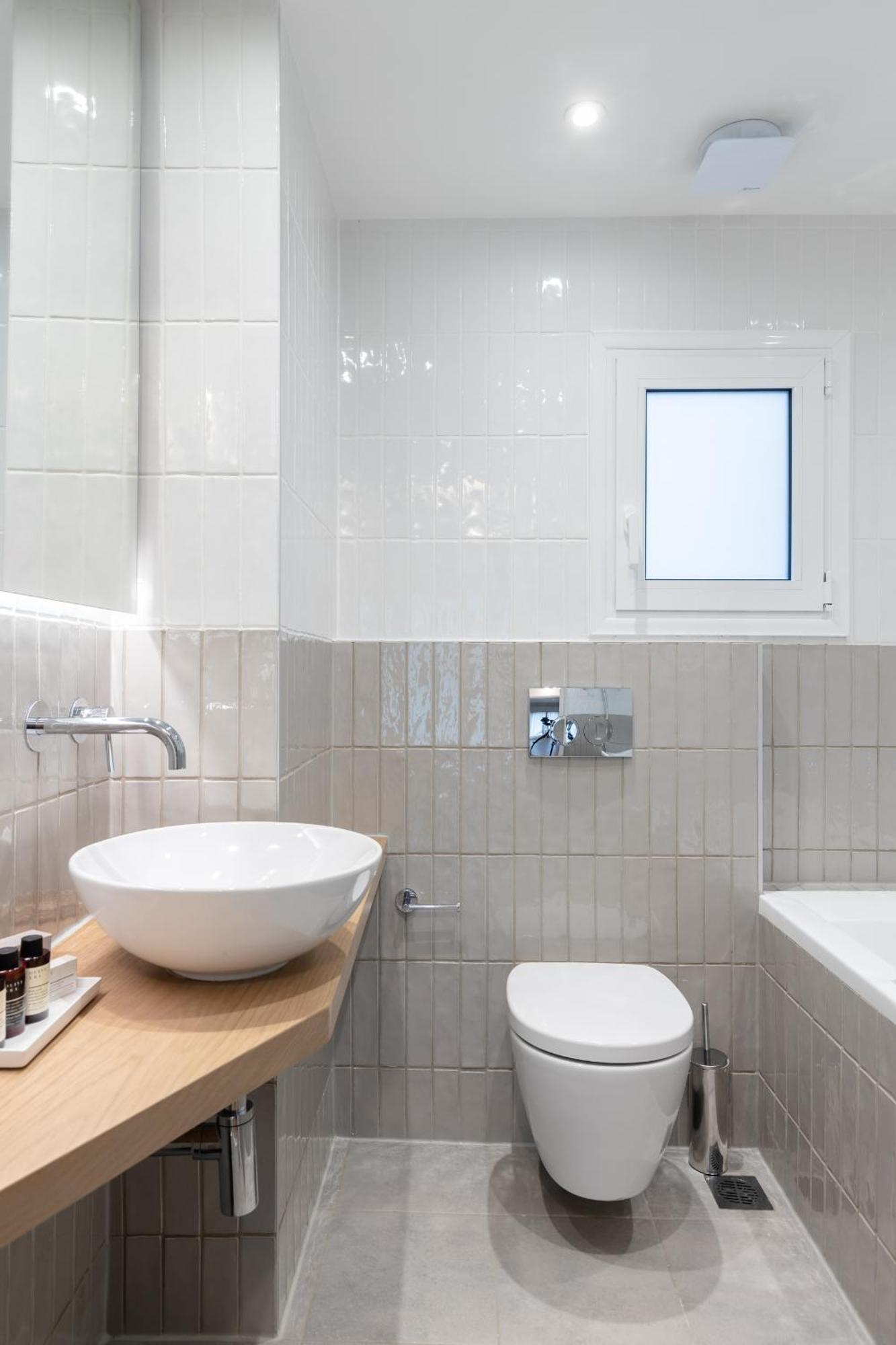 Divine 1Br Apartment Near The Acropolis Museum Атина Екстериор снимка